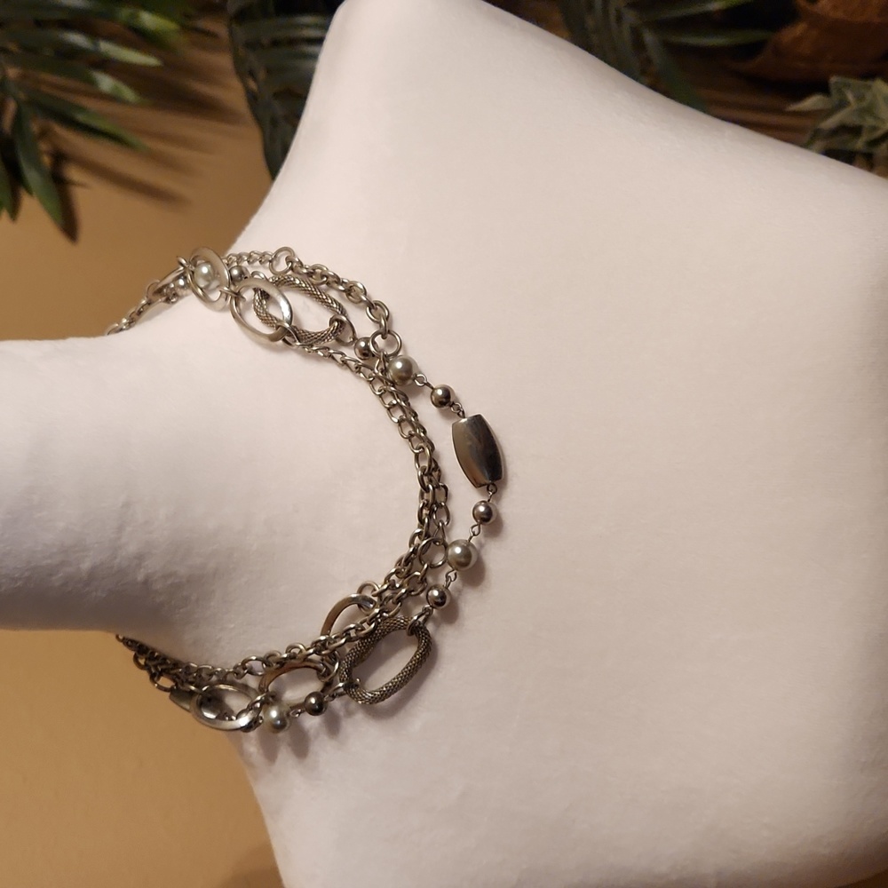 STERLING SILVER NECKLACE